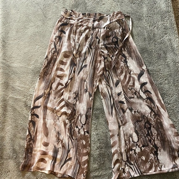 Pants - Wide legs pants Size 2xl
